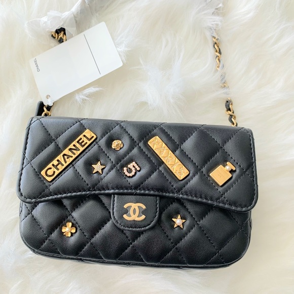 Chanel | Phone Holder Wallet on Chain - Picture 3 of 14